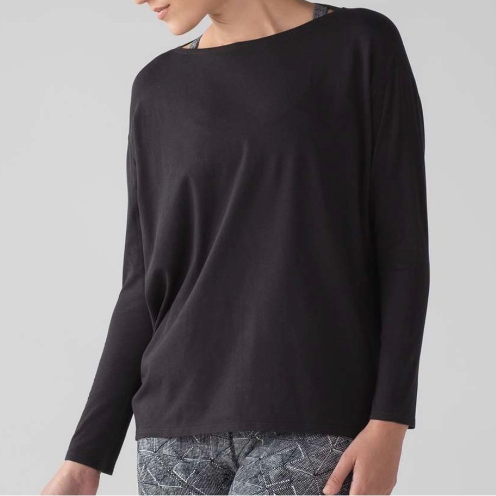 Lululemon Back In Action Long Sleeve